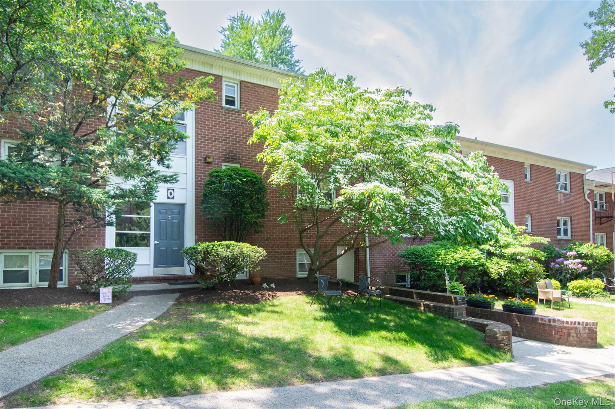 Spacious, fully-renovated unit in award-winning Irvington schools. New...