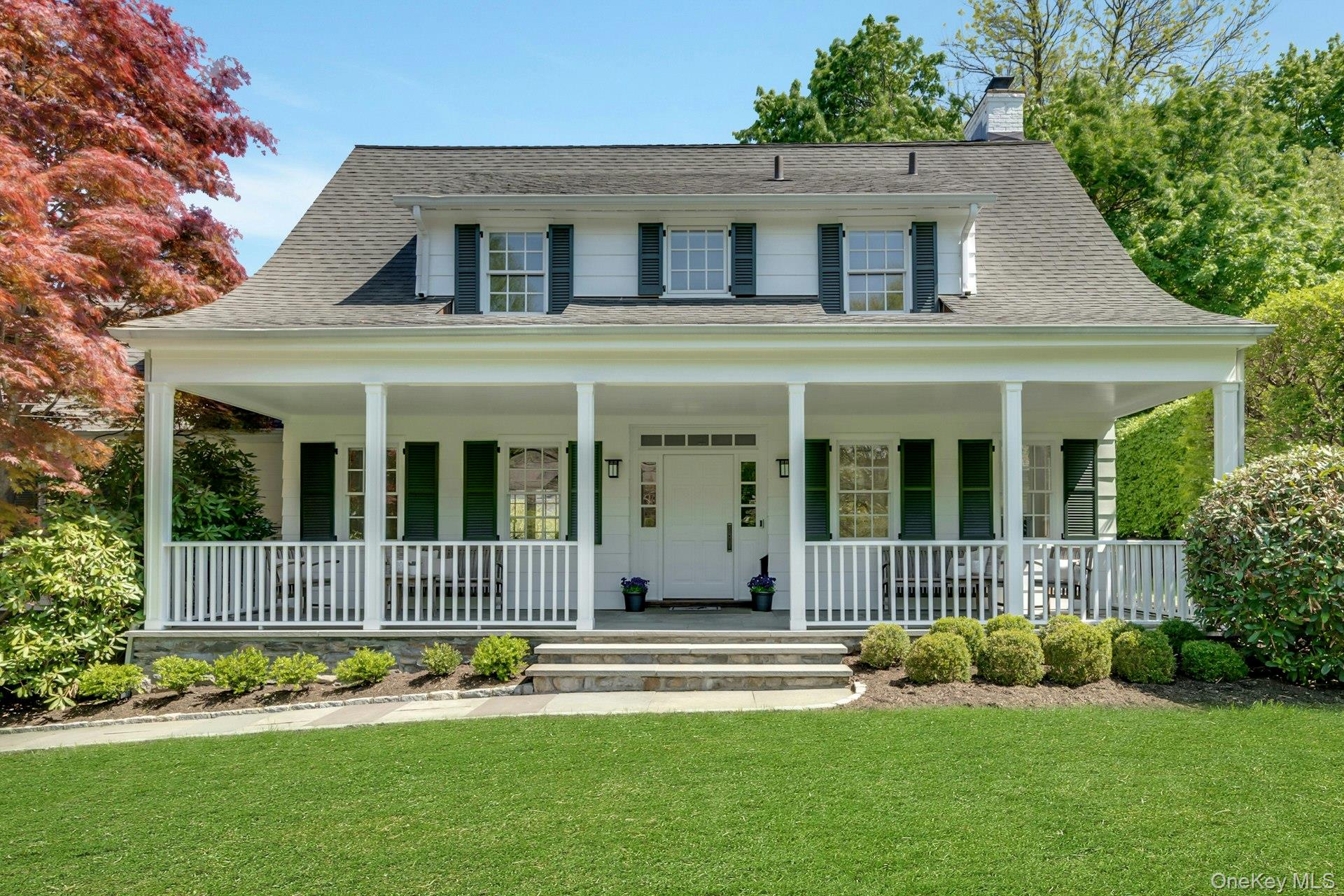 Ideally located in the heart of the highly sought-after Greenacres Ele...
