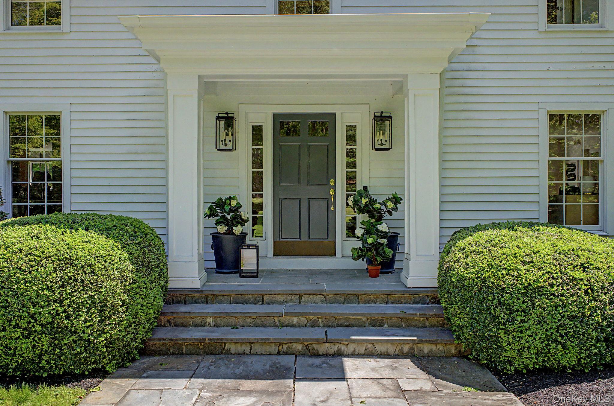 Photo 4 of this property