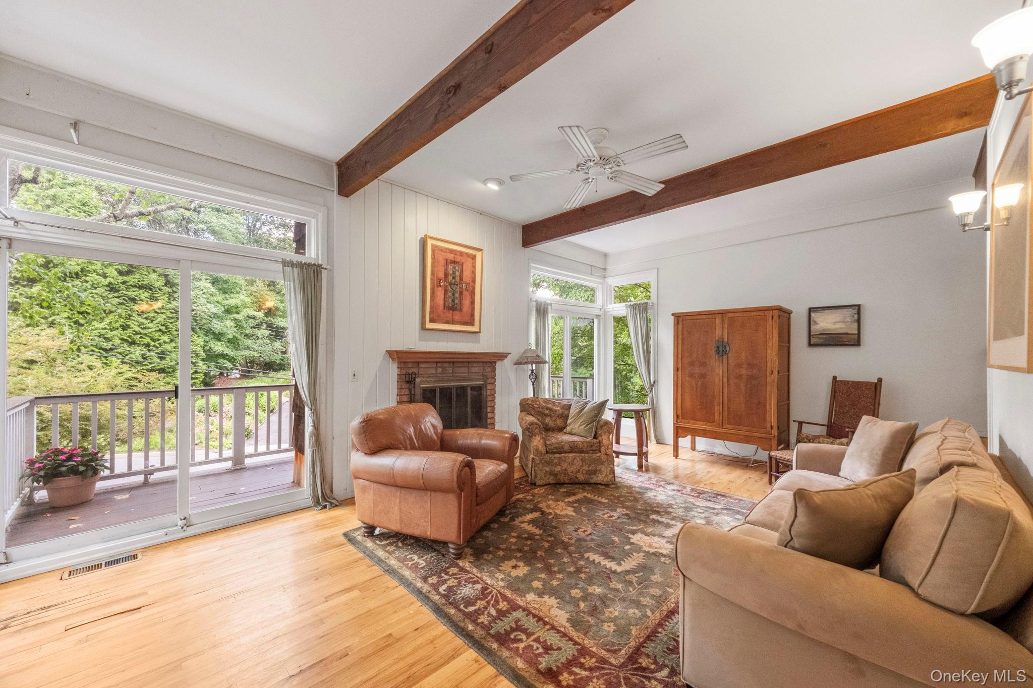 Photo 4 of this property