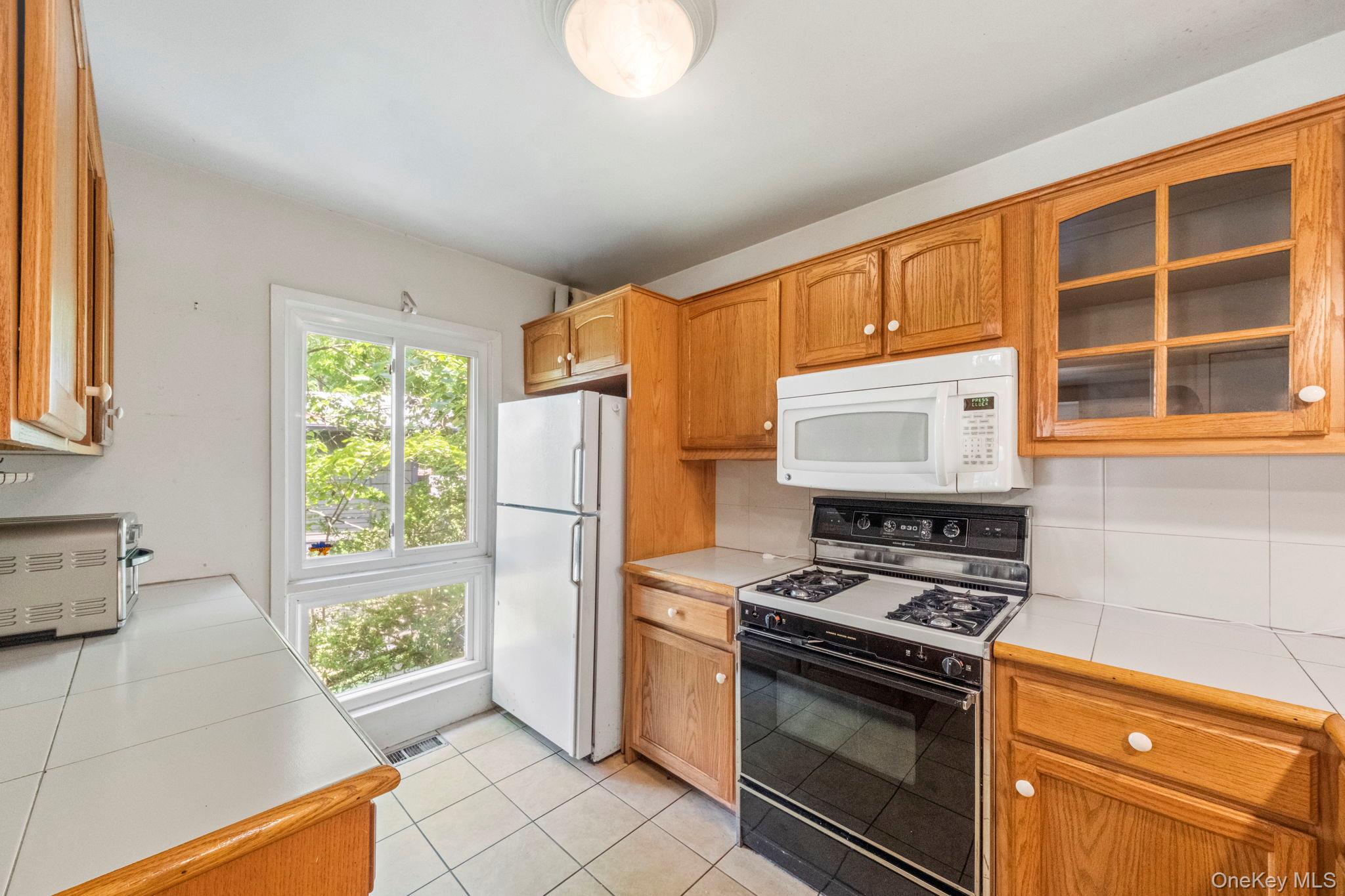 Photo 10 of this property