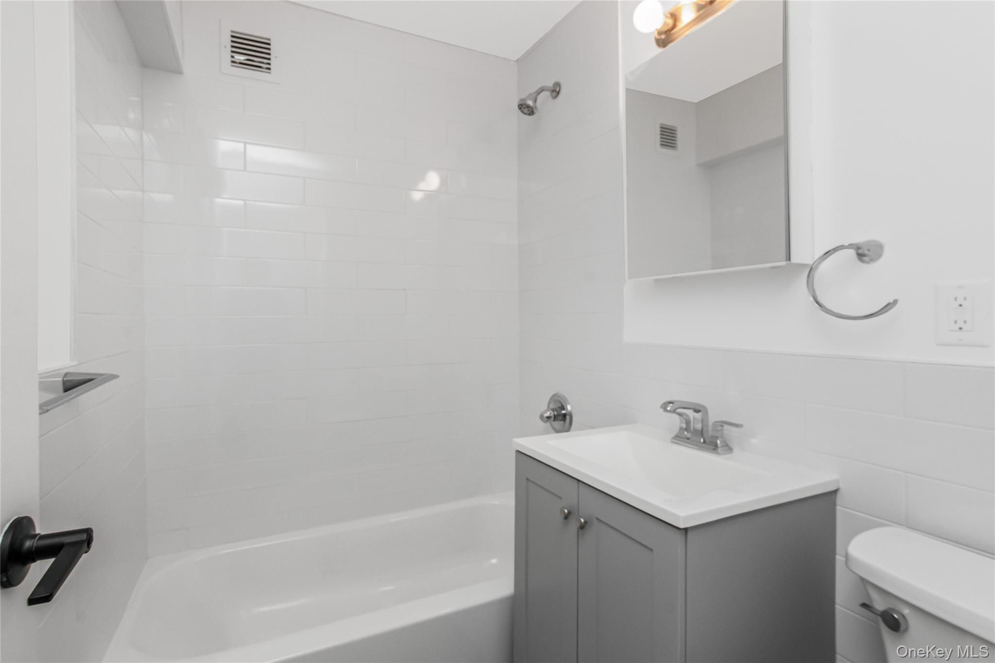 Photo 9 of this property