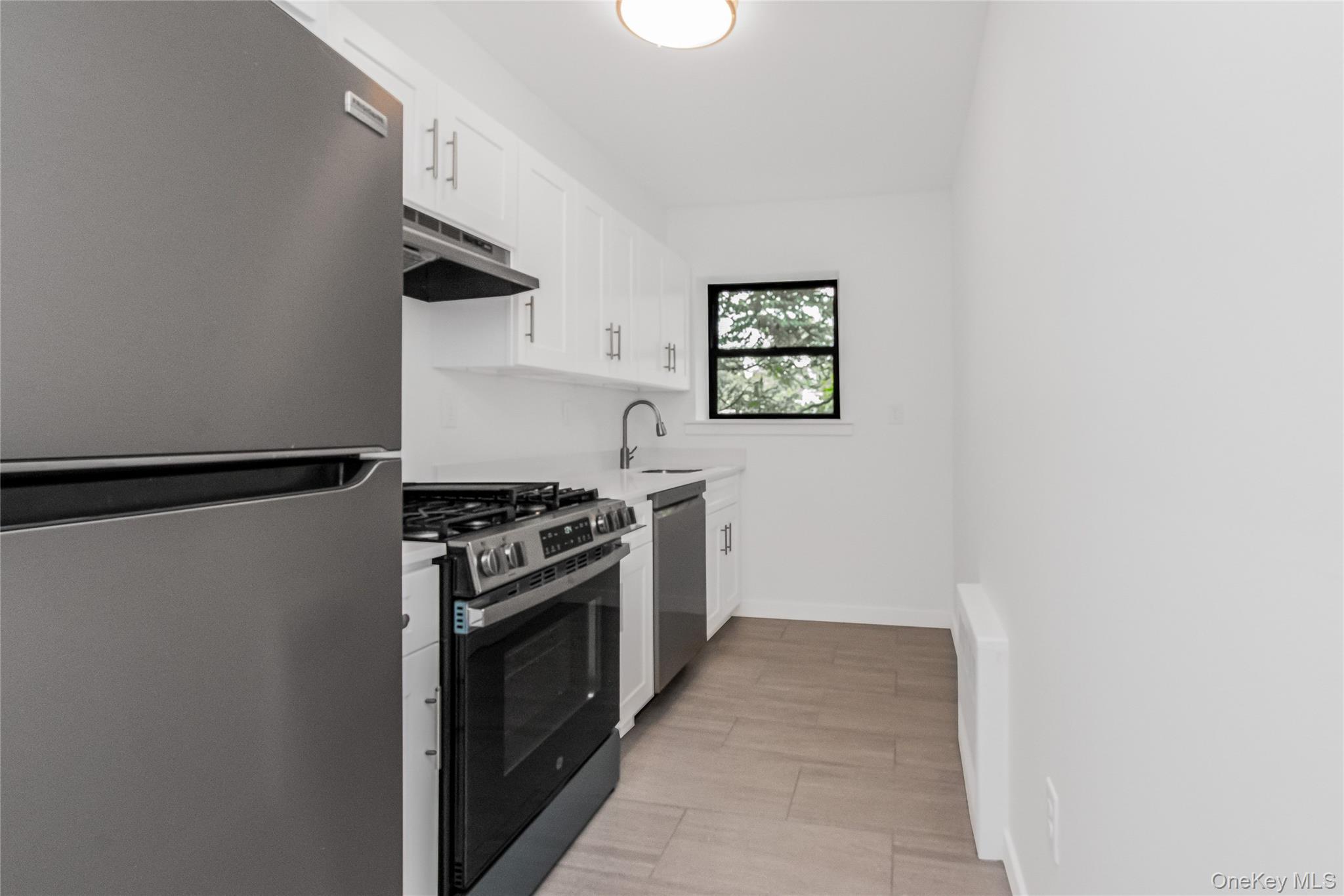 Photo 7 of this property