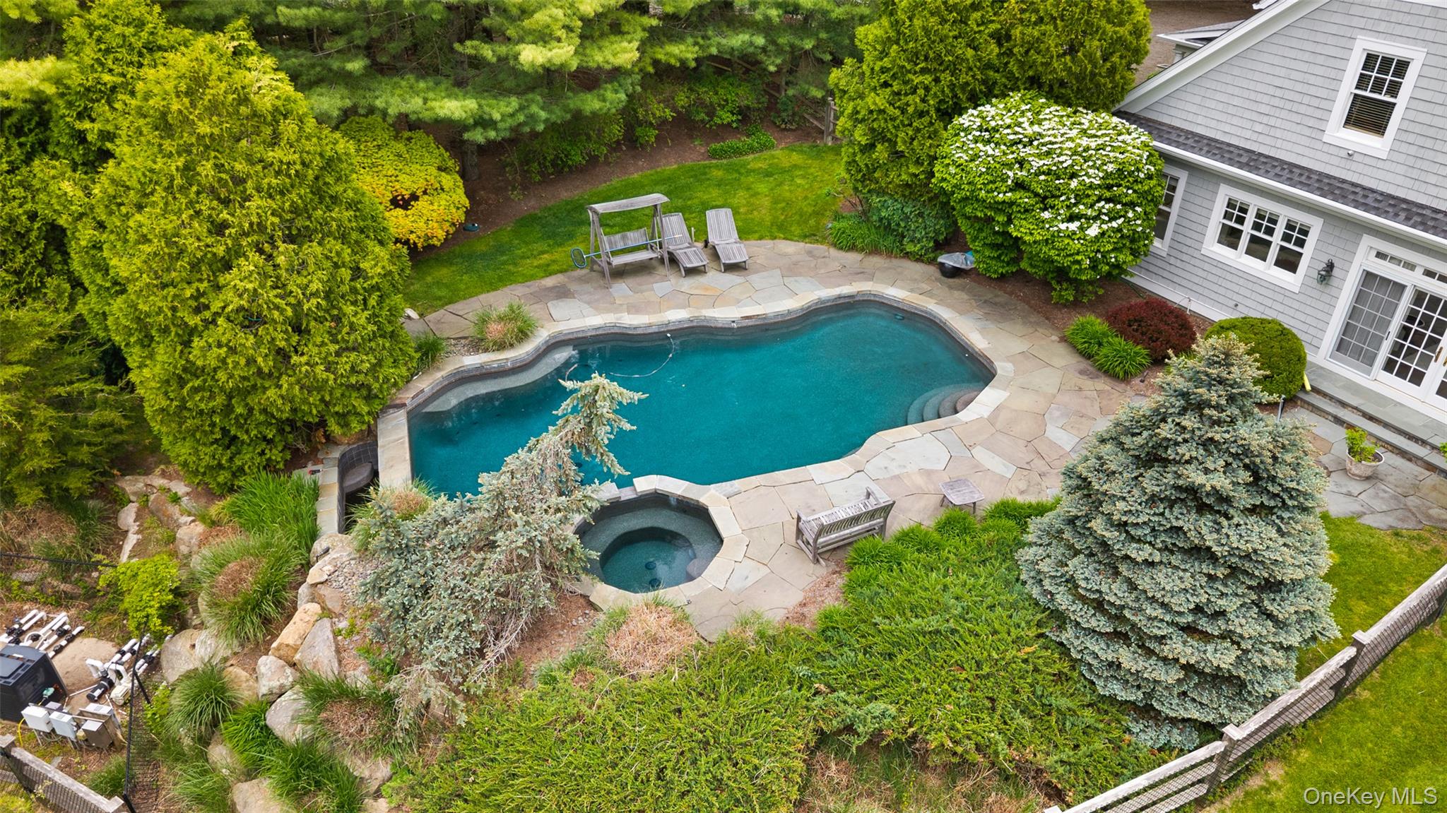 Photo 5 of this property