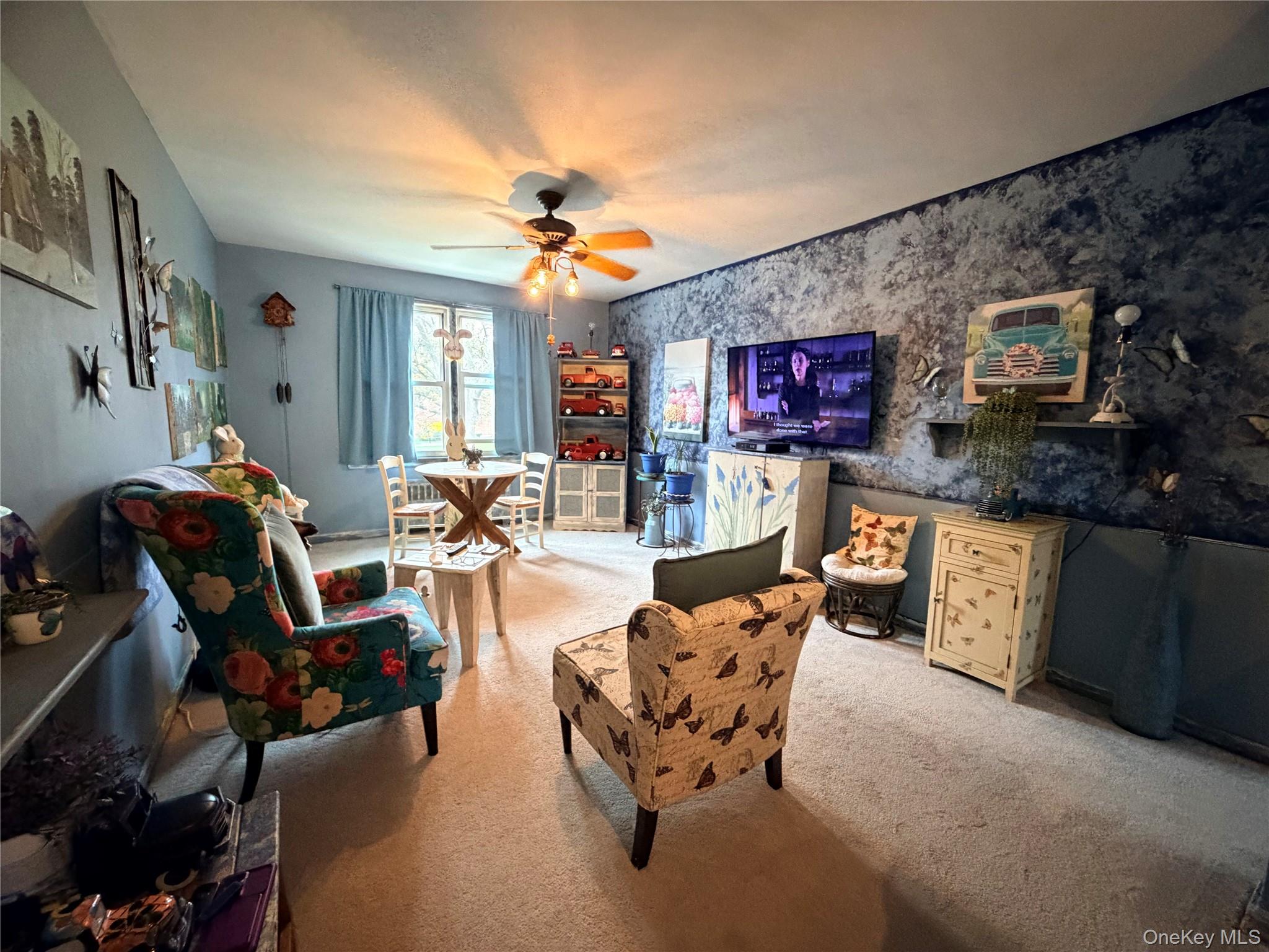 Welcome to 17 Stokes Road, a top-floor 2-bedroom co-op in Yonkers’ sou...