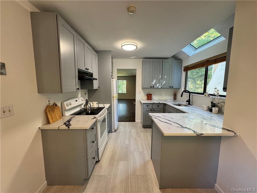 Photo 6 of this property