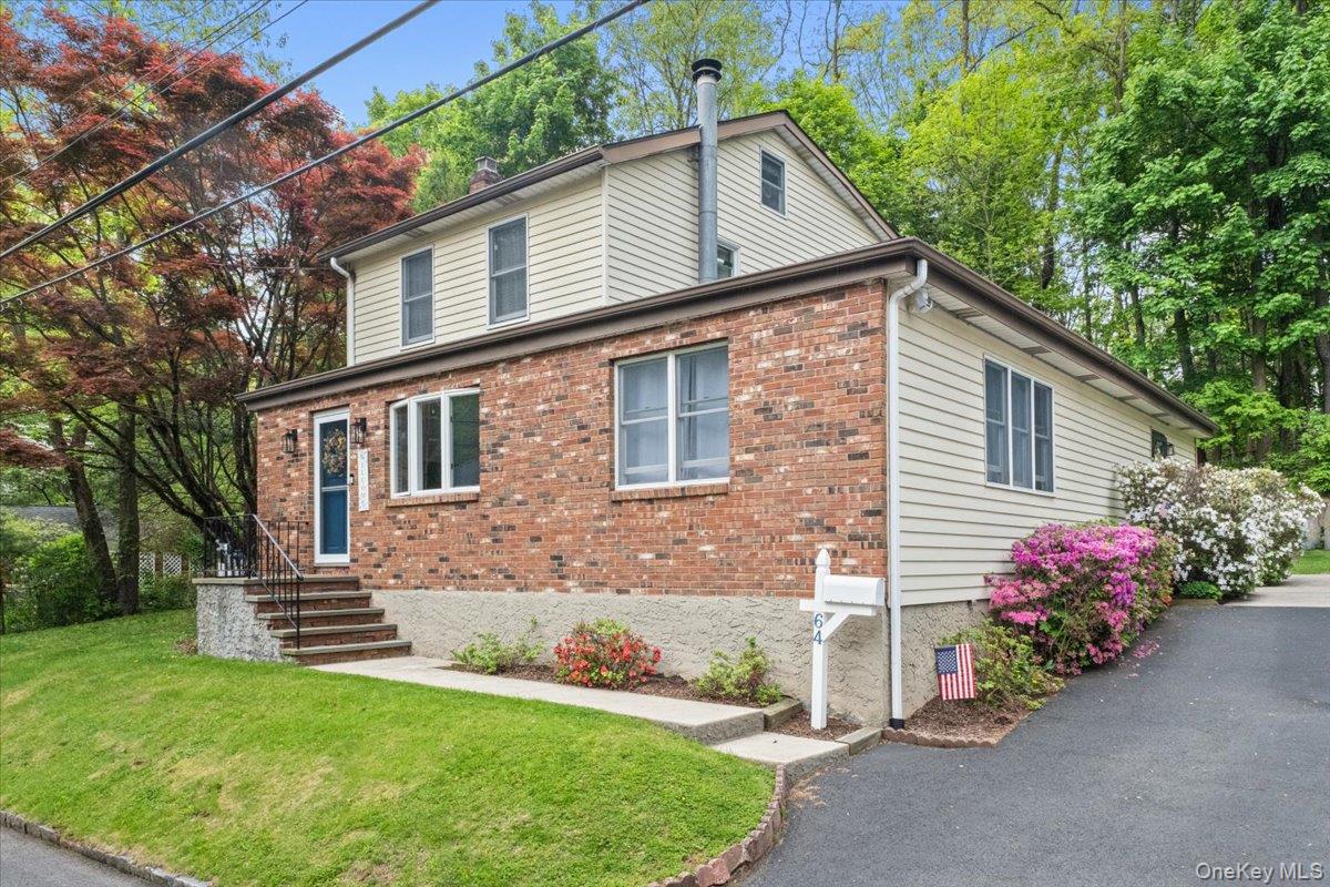 Move right in to this beautifully updated and well-maintained 4-bedroo...