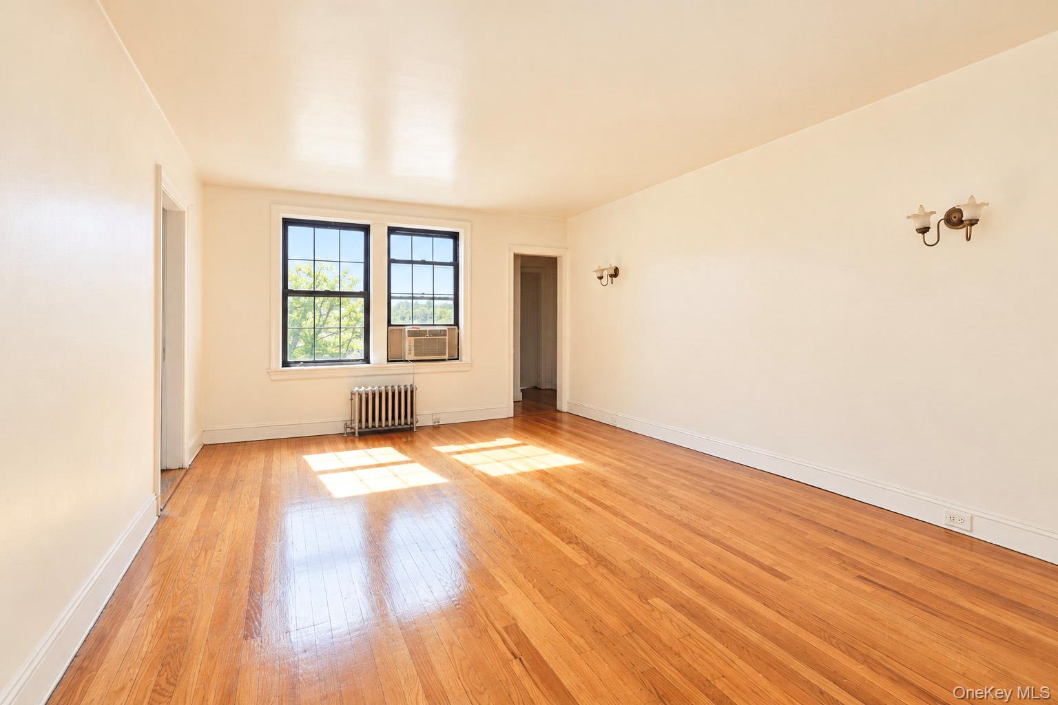 Photo 4 of this property