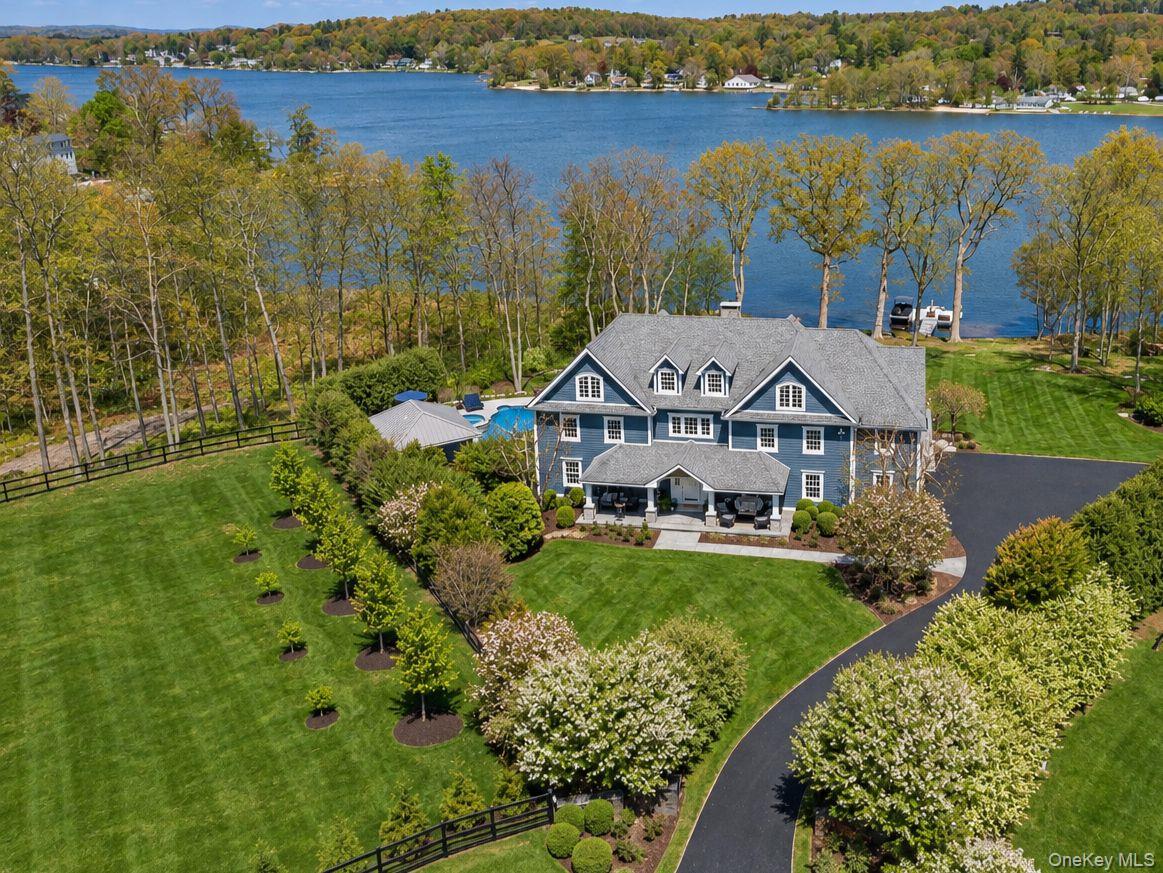 Blue Heron at Peach Lake is a rare lakefront retreat tucked away on 3....