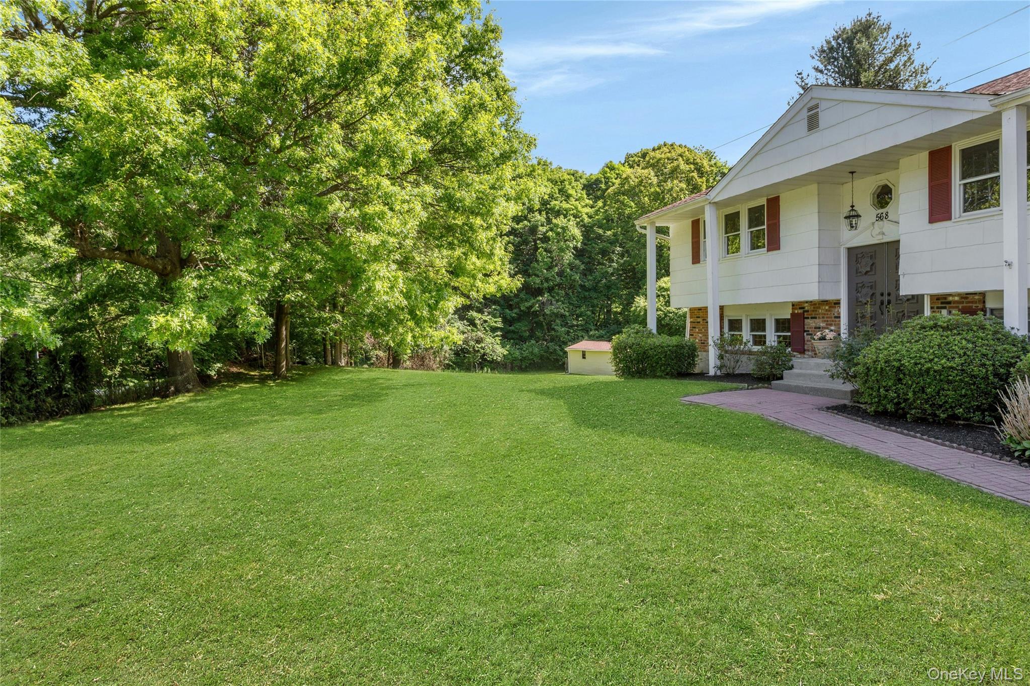 Photo 4 of this property