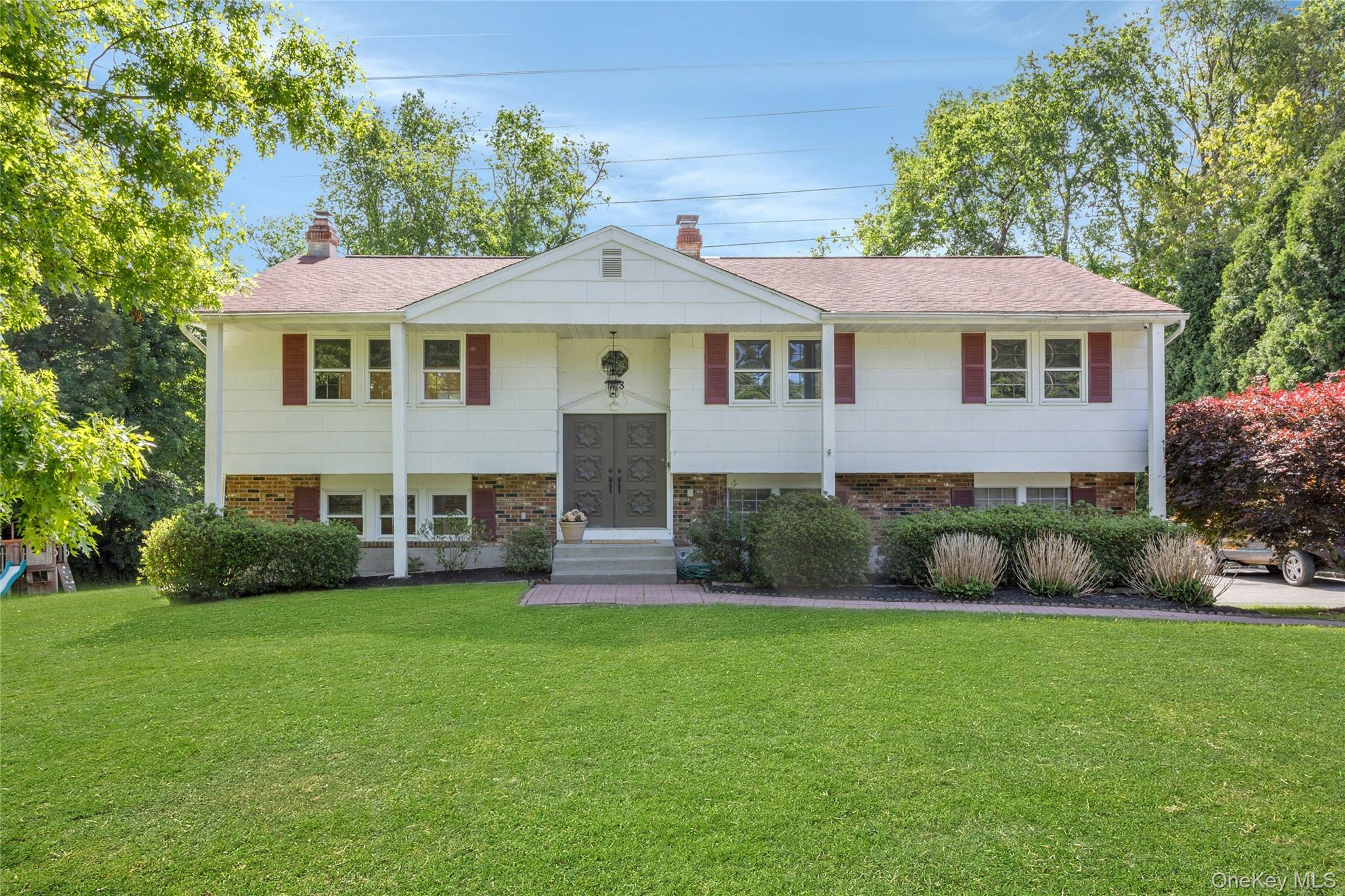 Photo 3 of this property