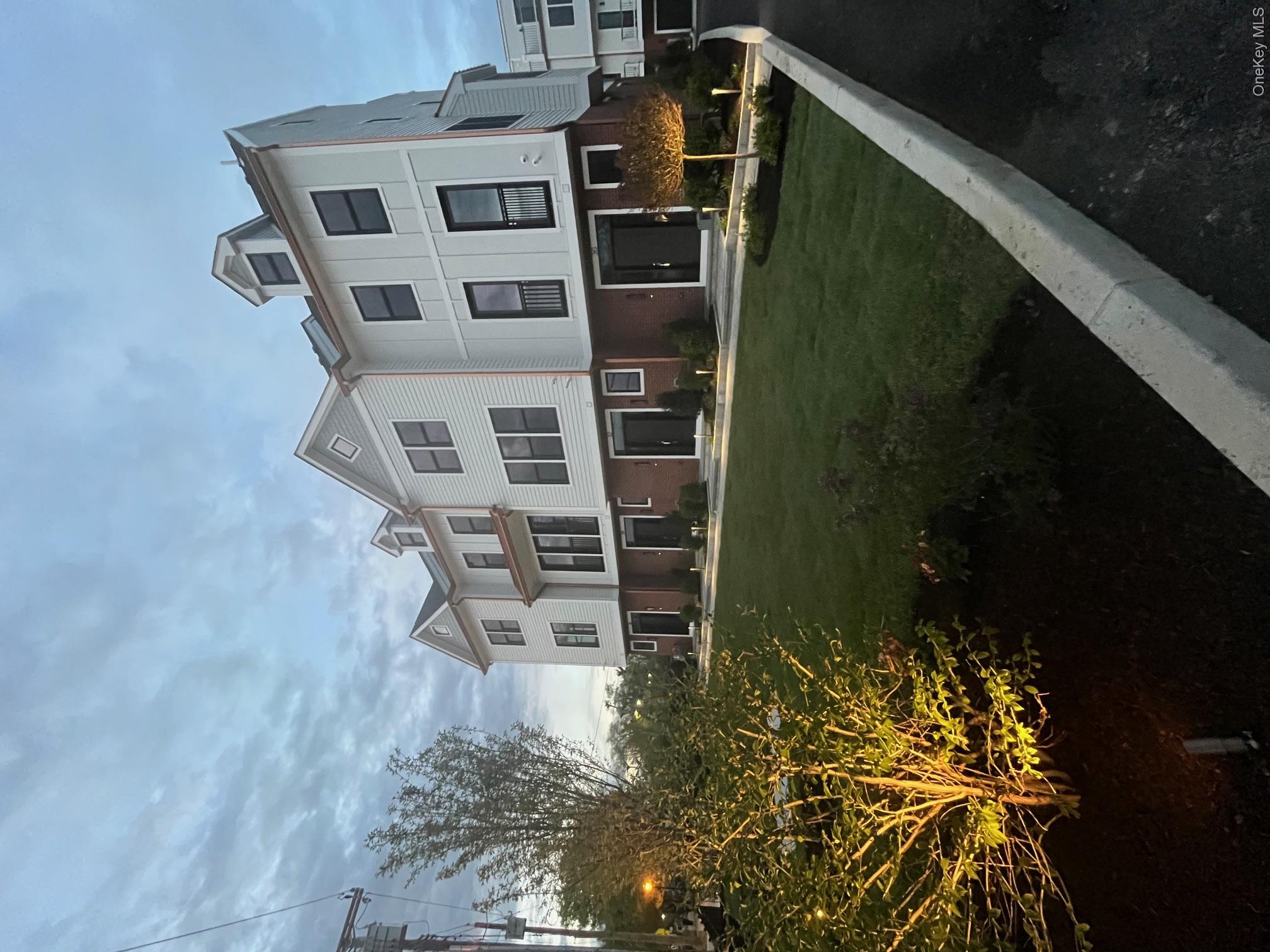 Welcome Home to Sunset Villas at Andrews Lane Sleepy Hollow, NY. From...