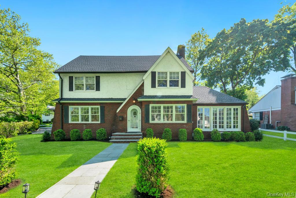 Make this most desirable Gedney Farms 5 bedroom 3 ½ bathroom bric...
