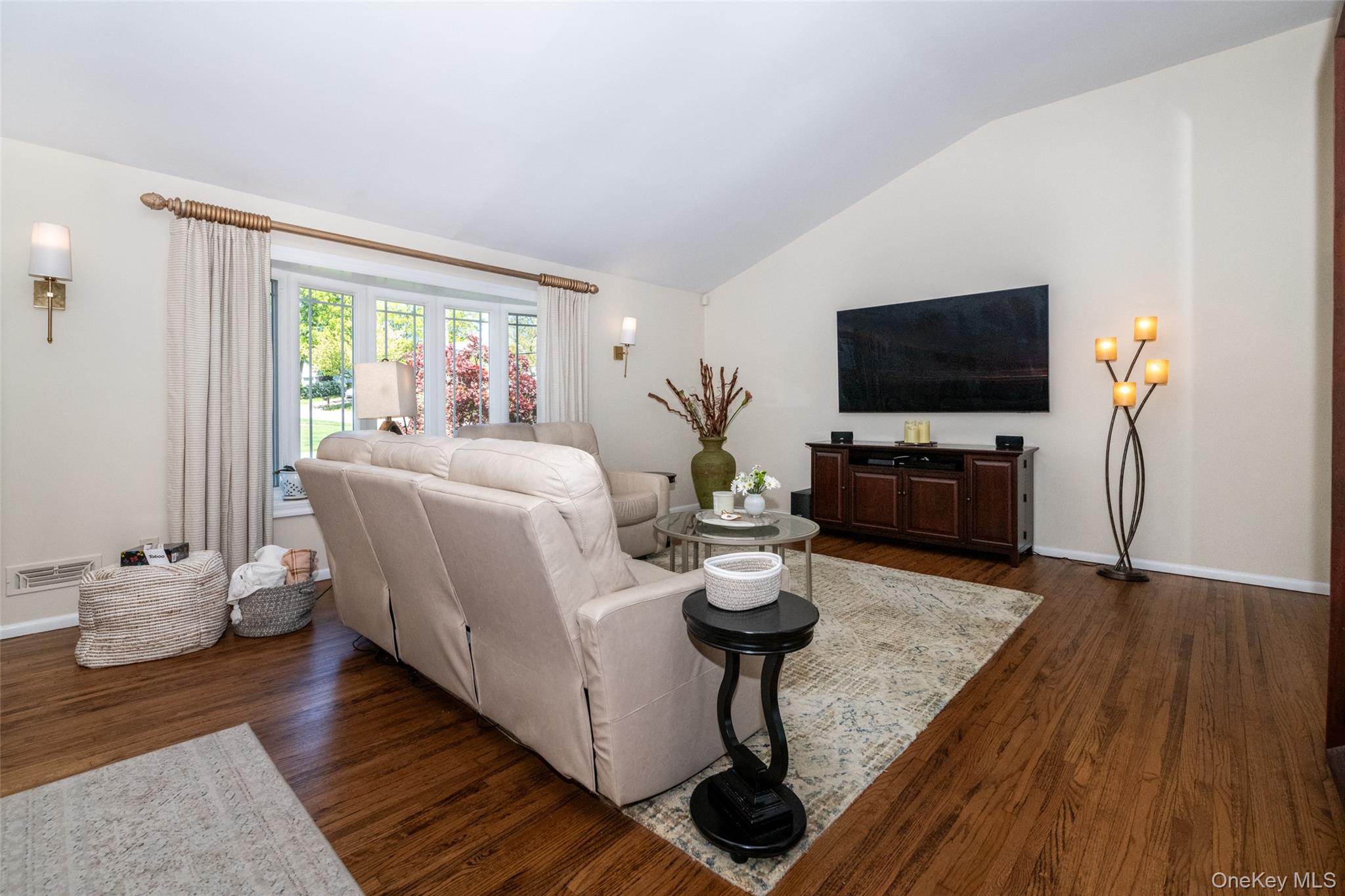 Photo 6 of this property