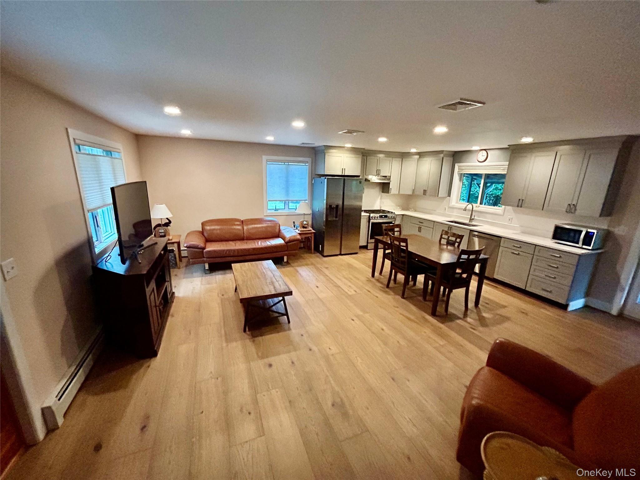 Photo 6 of this property