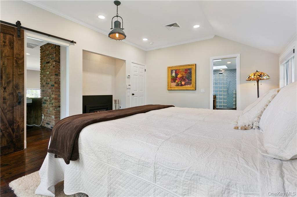 Photo 18 of this property