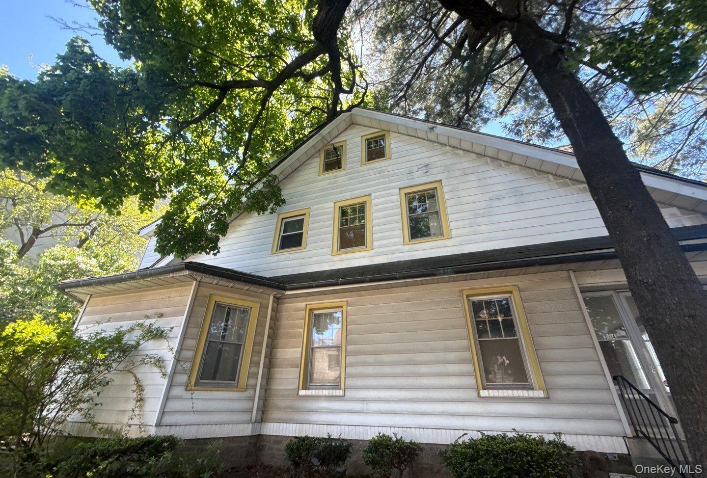 Colonial Style Home. This Home Features 3 Bedrooms, Full Bath, Formal...