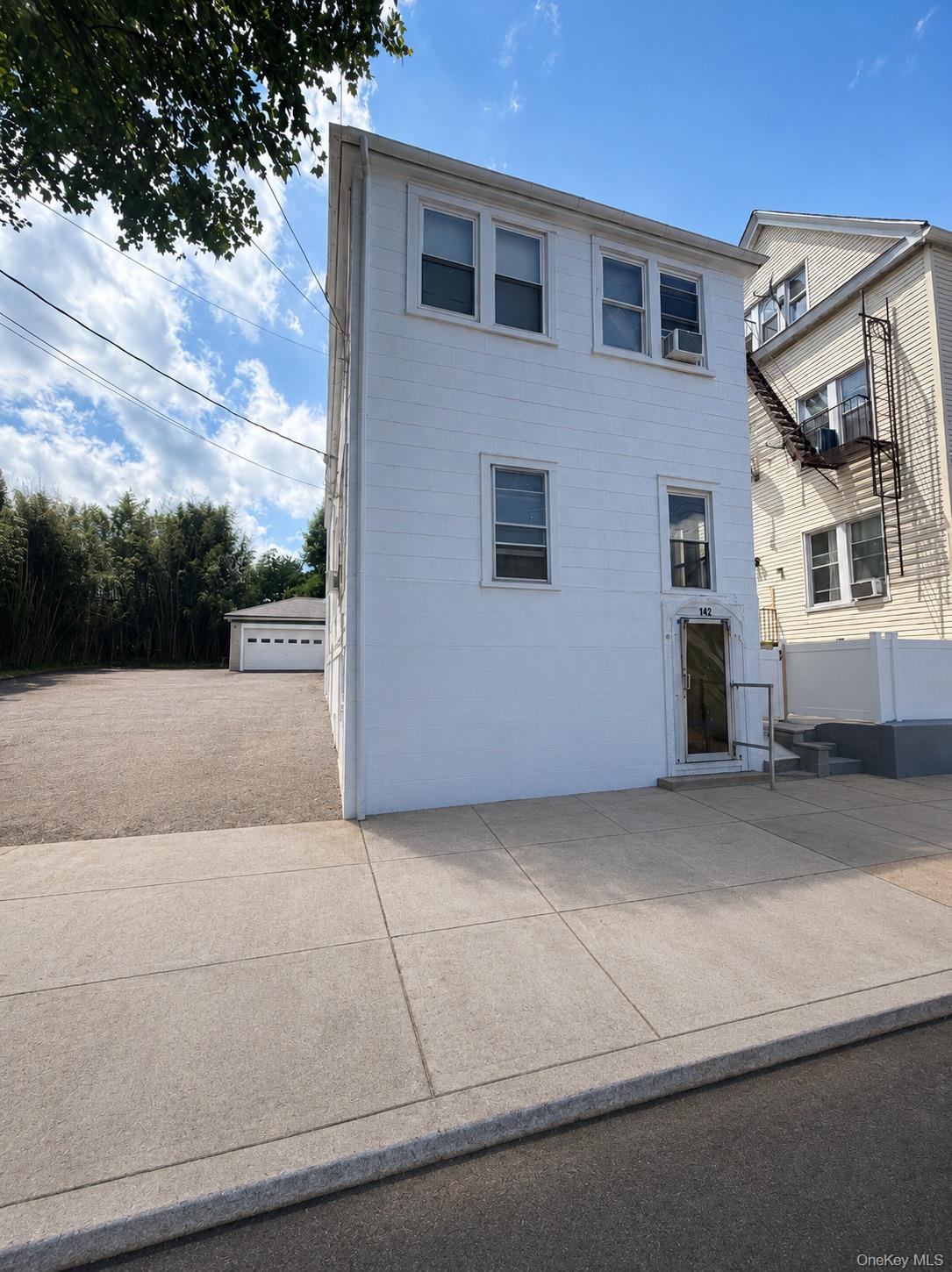 Welcome to 142 North 6th Avenue in Mount Vernon! This legal 2-family h...