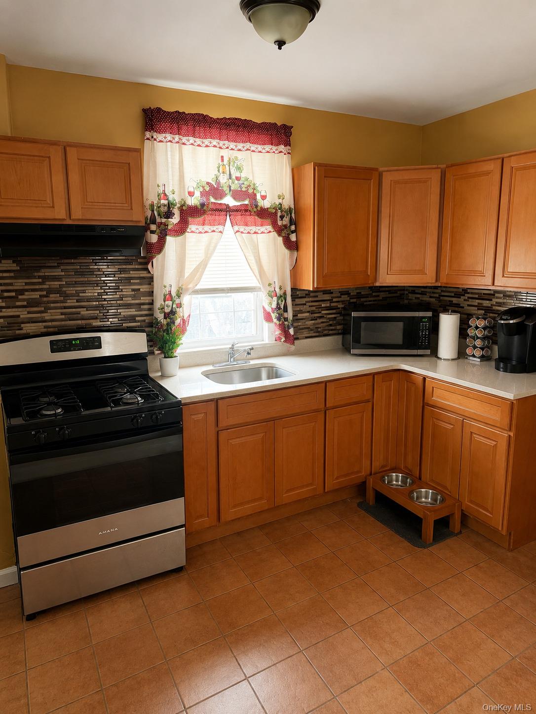 Photo 6 of this property