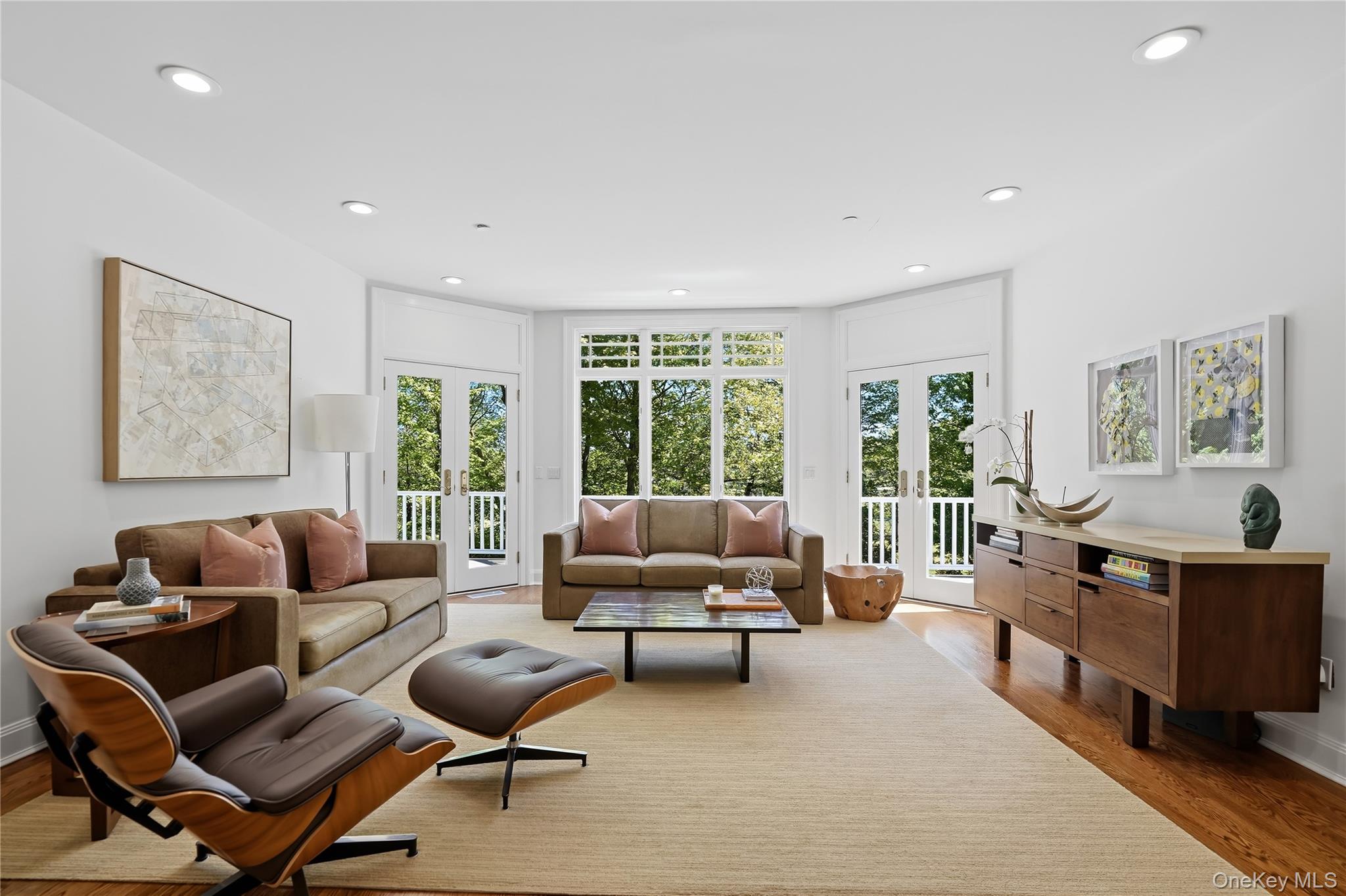 Photo 9 of this property