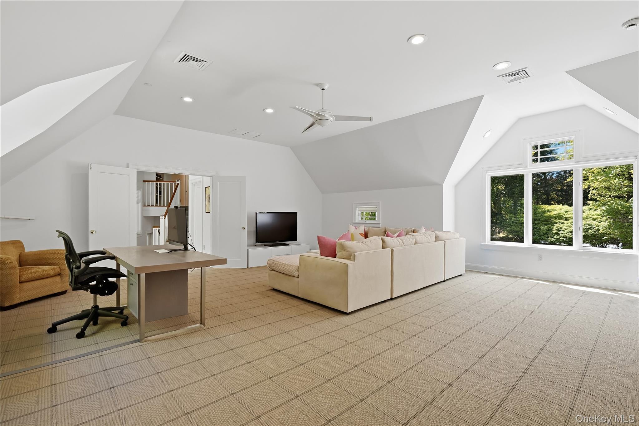 Photo 31 of this property