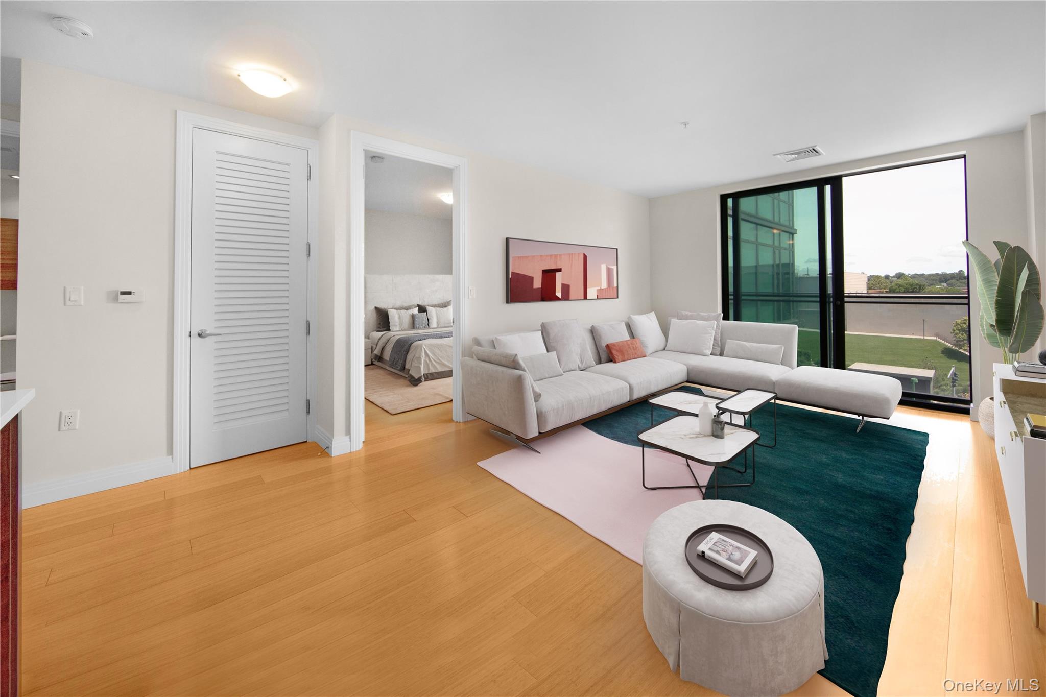 LOCATION LUXURY & LIFESTYLE Monarch at Ridge Hill is lower Westchester...